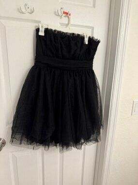 New Black off-shoulder Strapless Cocktail Tulle Dress fully lined Size L